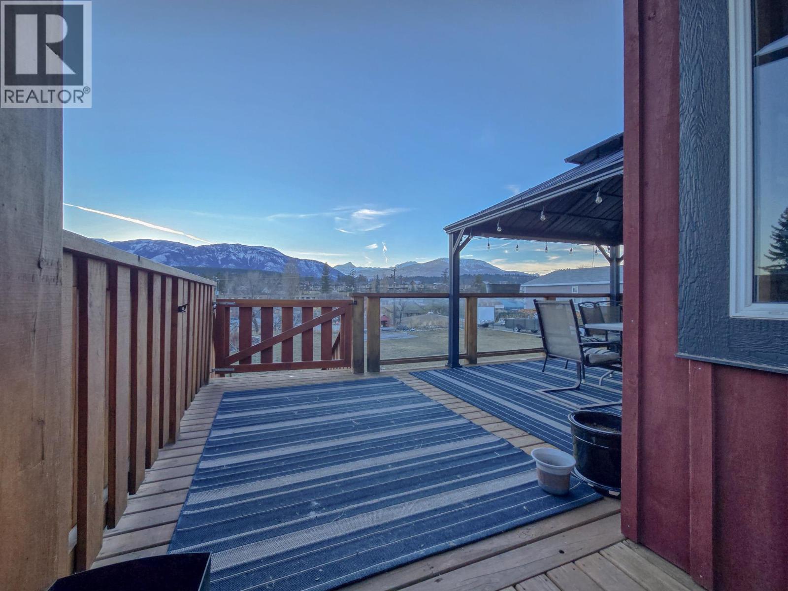 918 5th Avenue, Invermere, British Columbia  V0A 1K0 - Photo 22 - 10364832