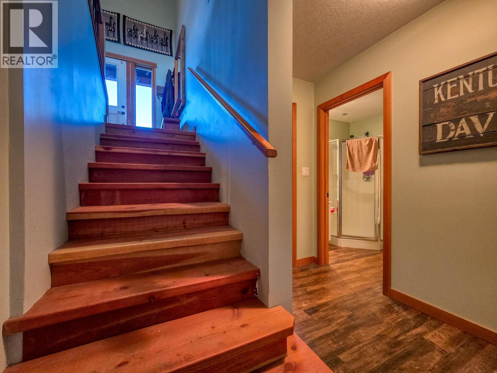 918 5th Avenue, Invermere, British Columbia  V0A 1K0 - Photo 54 - 10364832