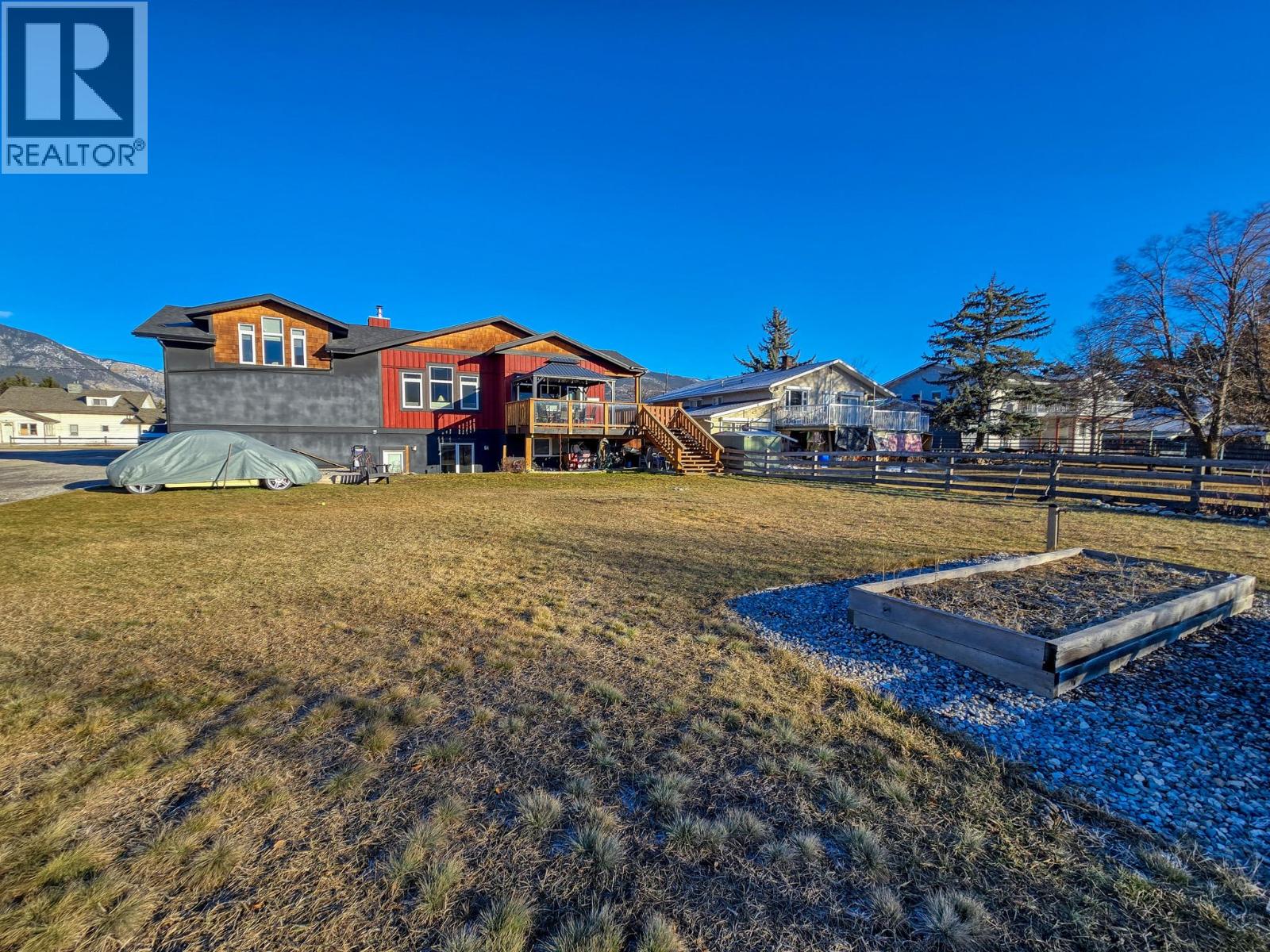 918 5th Avenue, Invermere, British Columbia  V0A 1K0 - Photo 63 - 10364832