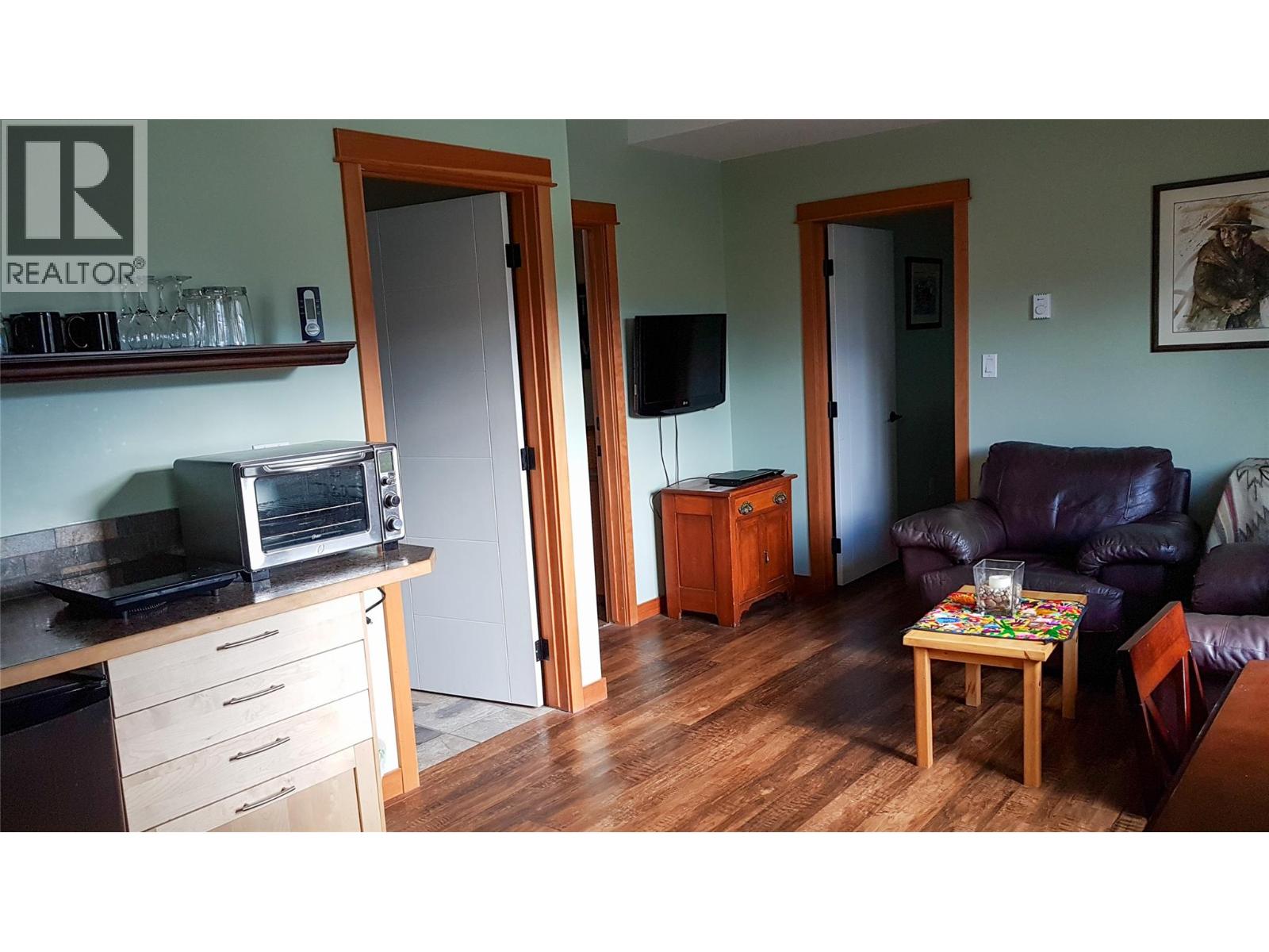 918 5th Avenue, Invermere, British Columbia  V0A 1K0 - Photo 67 - 10364832