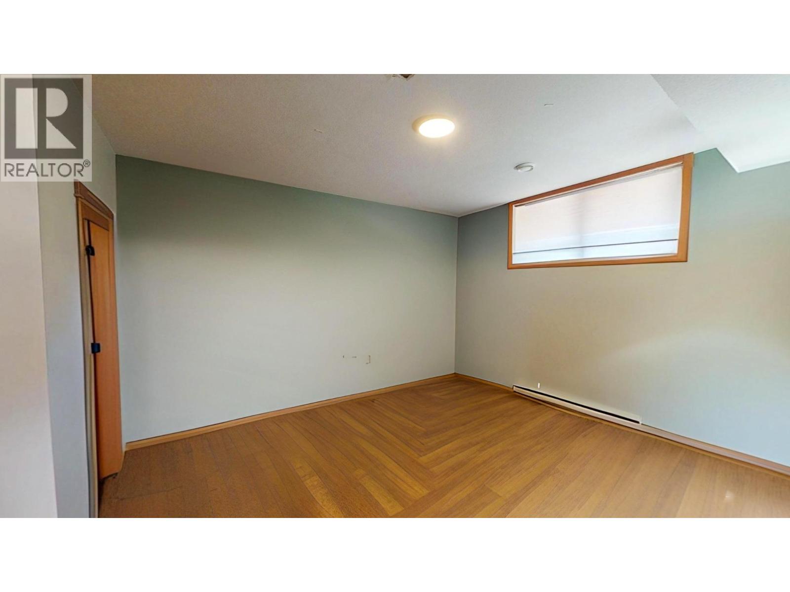 918 5th Avenue, Invermere, British Columbia  V0A 1K0 - Photo 74 - 10364832