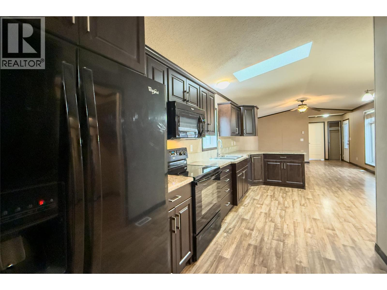 1400 12th Street Unit# 35, Golden, British Columbia  V0A 1H1 - Photo 8 - 10373588