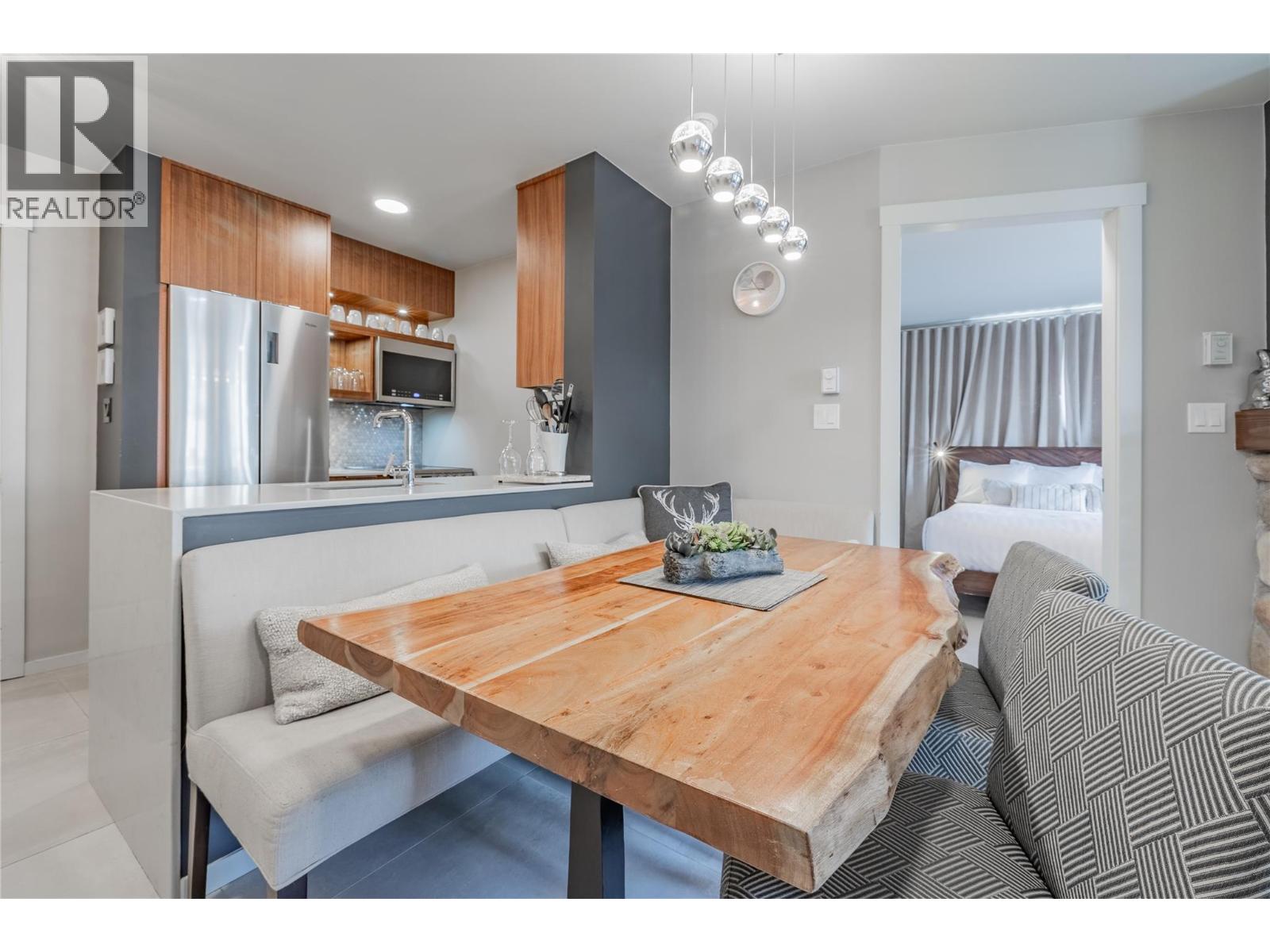 2050 Summit Drive Unit# 202, Panorama, British Columbia