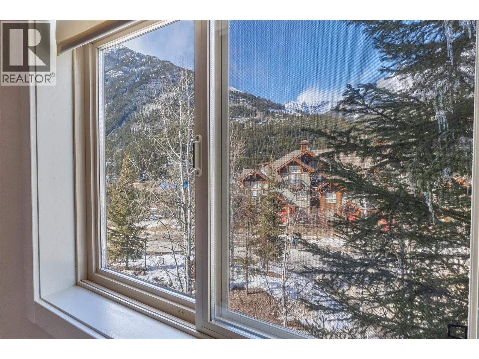 2050 Summit Drive Unit# 202, Panorama, British Columbia  V0A 1T0 - Photo 26 - 10373605