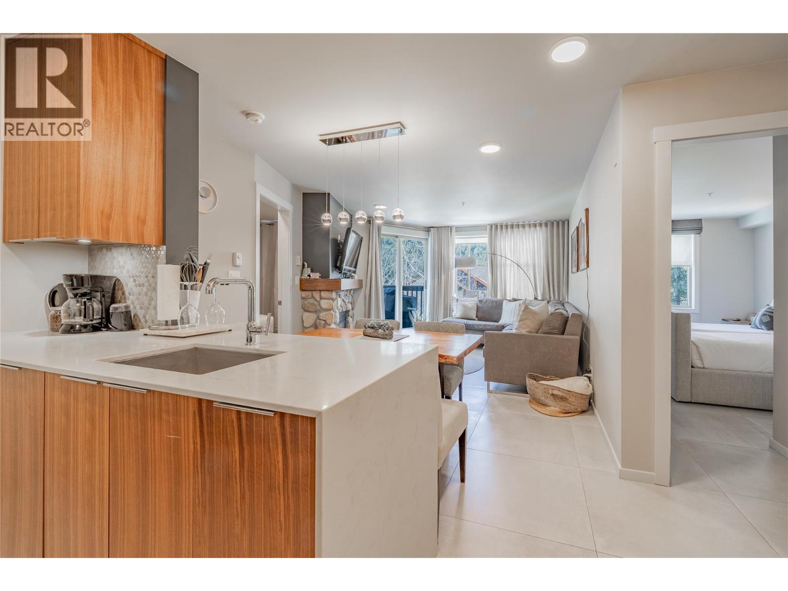 2050 Summit Drive Unit# 202, Panorama, British Columbia  V0A 1T0 - Photo 32 - 10373605