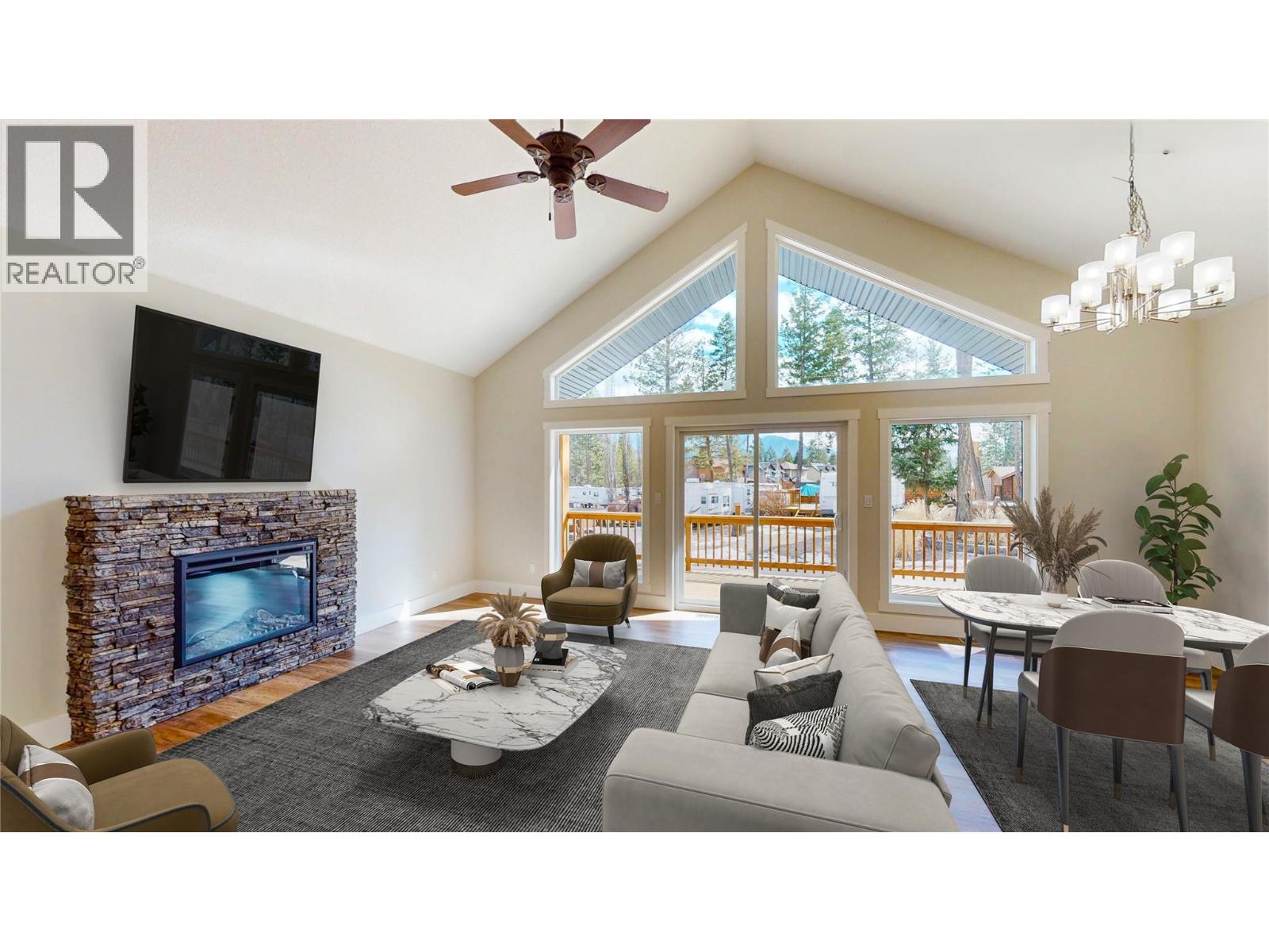 4868 Riverview Drive Unit# 118, Edgewater, British Columbia  V0A 1E0 - Photo 2 - 10373562