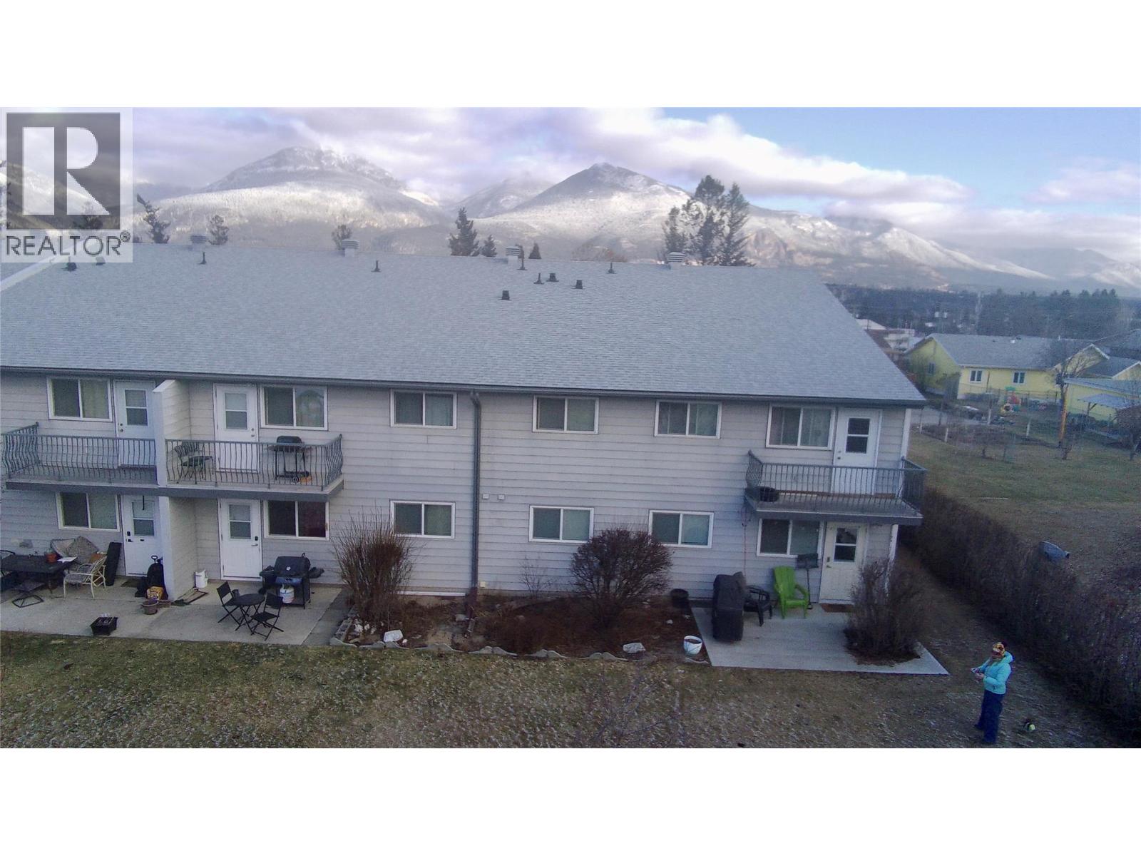 302 10TH Avenue Unit# 202, Invermere, British Columbia