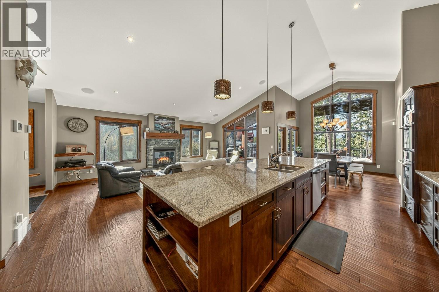 2596 Ledgerock Ridge, Invermere, British Columbia  V0A 1K6 - Photo 12 - 10373884