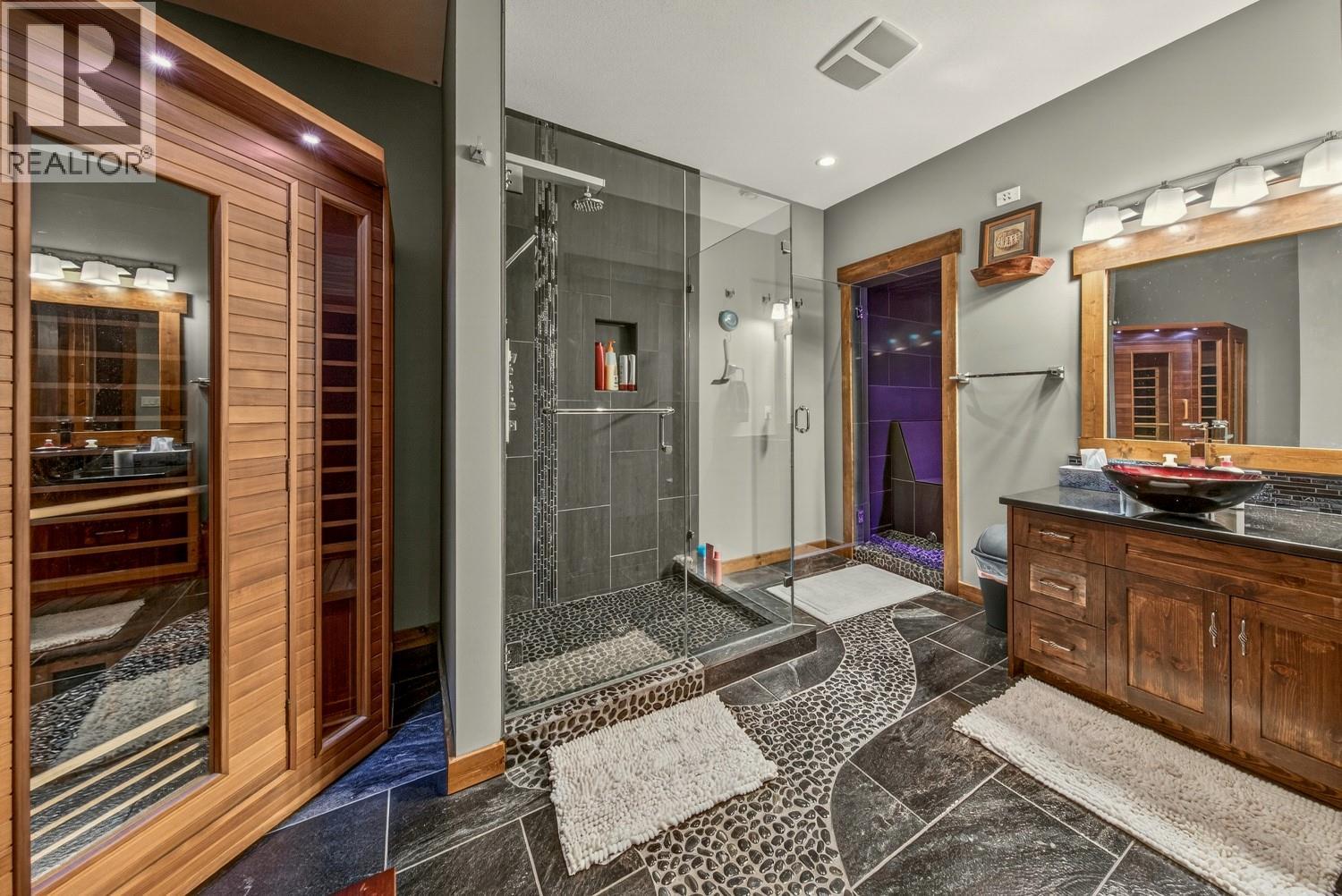 2596 Ledgerock Ridge, Invermere, British Columbia  V0A 1K6 - Photo 37 - 10373884