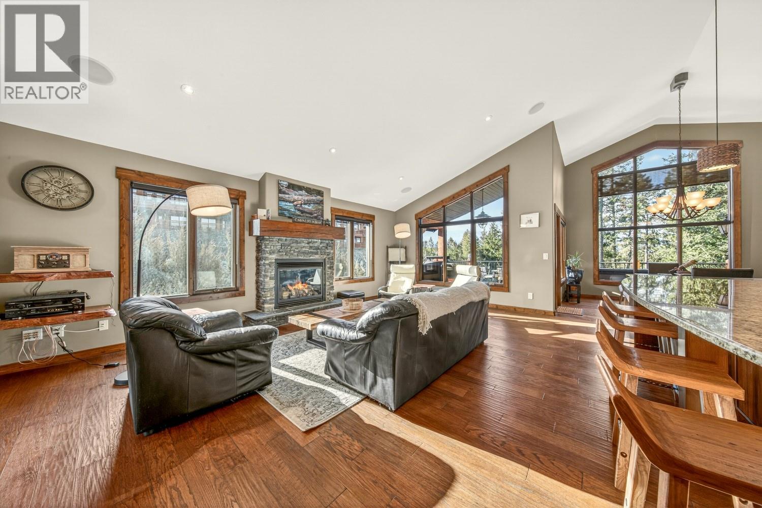 2596 Ledgerock Ridge, Invermere, British Columbia  V0A 1K6 - Photo 8 - 10373884