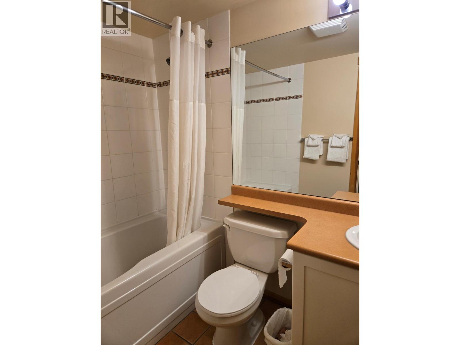 2060 Summit Drive Unit# 114, Panorama, British Columbia  V0A 1T0 - Photo 7 - 10375326