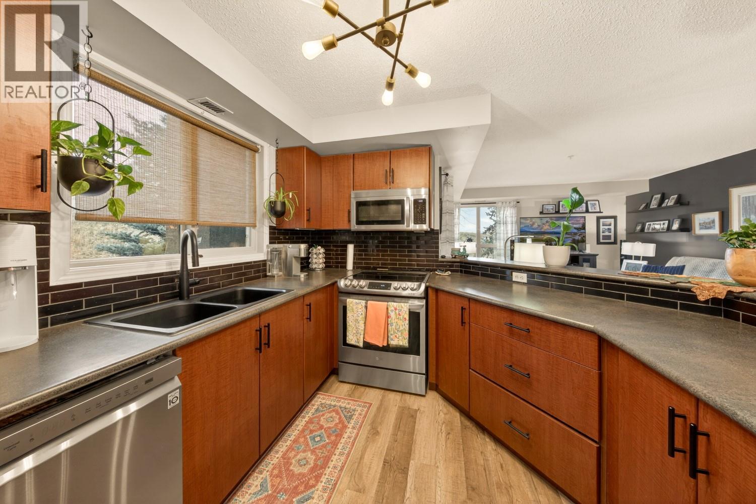 205 Third Avenue Unit# 1212, Invermere, British Columbia  V0A 1K7 - Photo 6 - 10374928