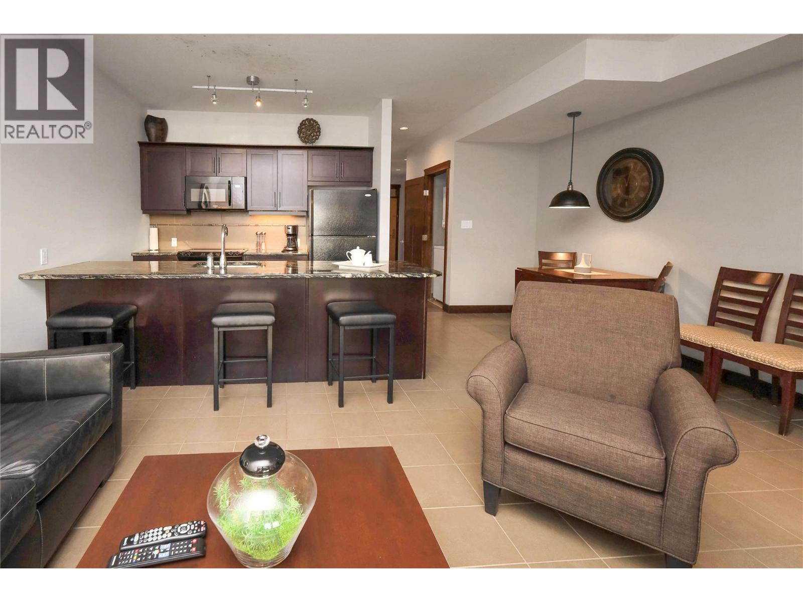 700 Bighorn Boulevard Unit# 715 F, Radium Hot Springs, British Columbia  V0A 1M0 - Photo 16 - 10375289