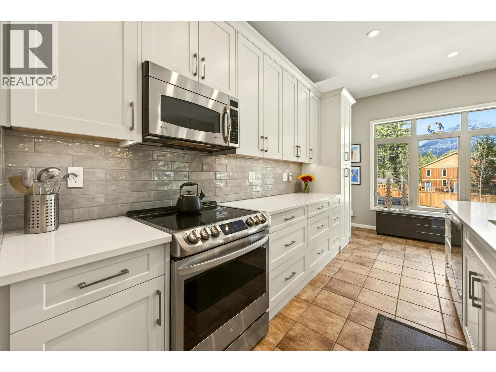 1500 Quartz Crescent, Golden, British Columbia  V0A 1H3 - Photo 11 - 10375791