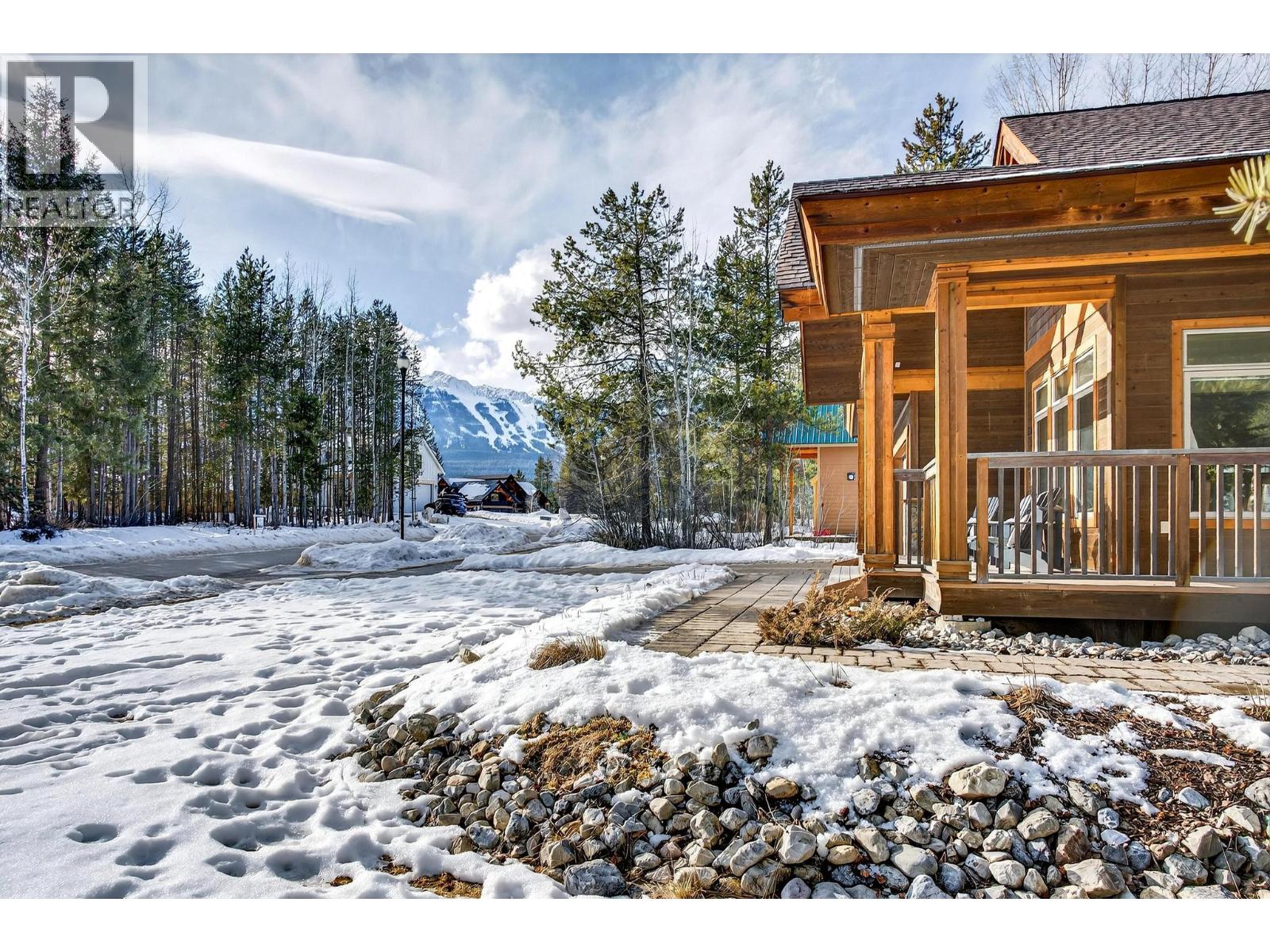 1500 Quartz Crescent, Golden, British Columbia  V0A 1H3 - Photo 3 - 10375791