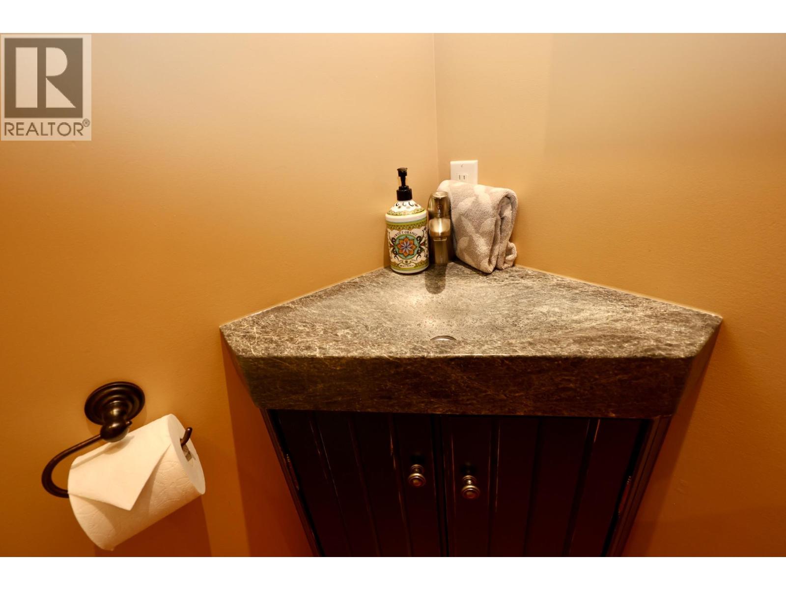 1604 Purcell Woods Close, Golden, British Columbia  V0A 1H0 - Photo 35 - 10375502