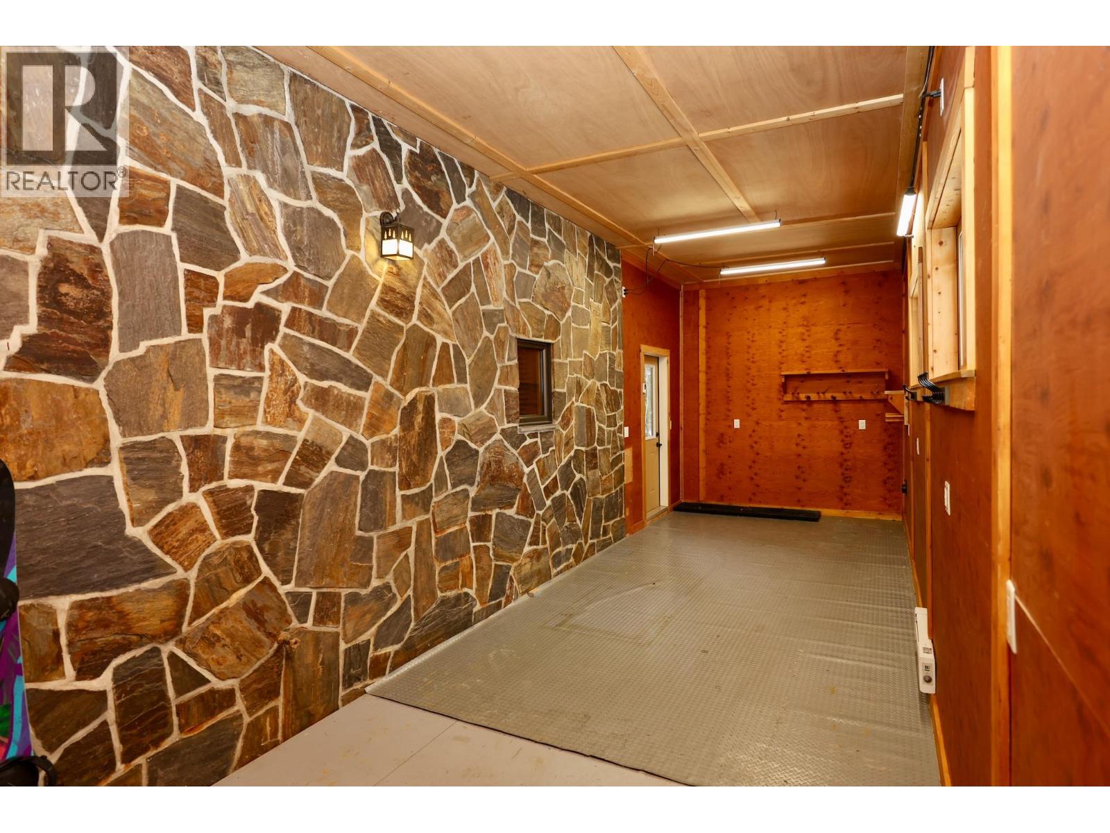 1604 Purcell Woods Close, Golden, British Columbia  V0A 1H0 - Photo 44 - 10375502