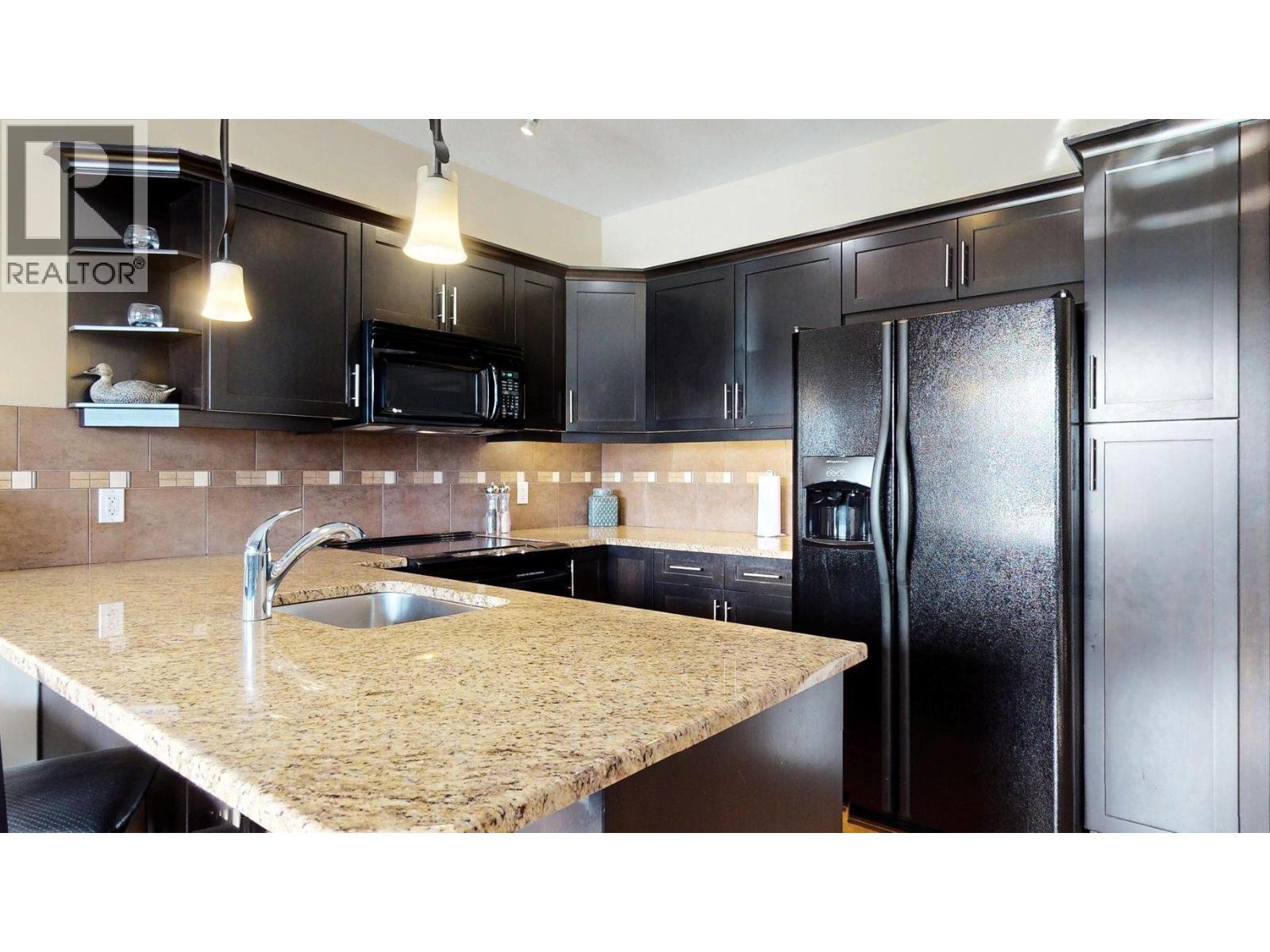 800 Bighorn Boulevard Unit# 825 E, Radium Hot Springs, British Columbia  V0A 1M0 - Photo 17 - 10375879