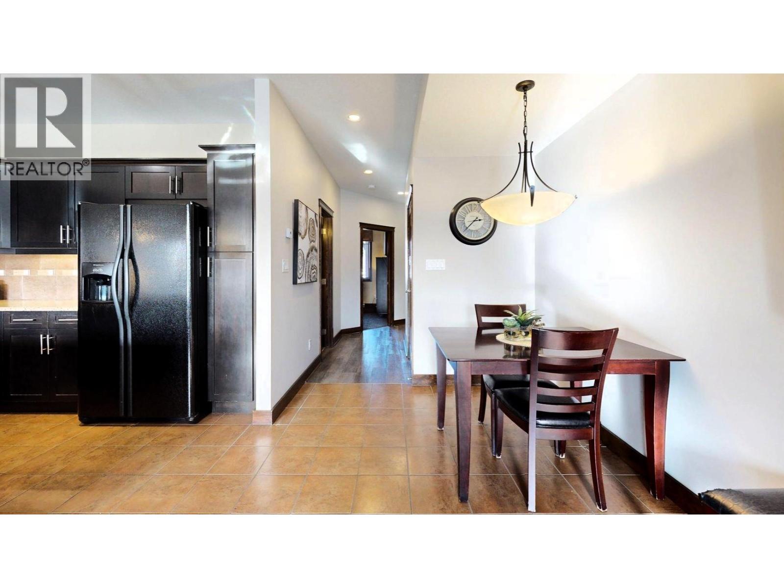 800 Bighorn Boulevard Unit# 825 E, Radium Hot Springs, British Columbia  V0A 1M0 - Photo 23 - 10375879