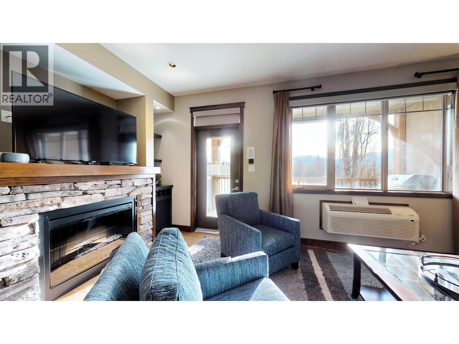 800 Bighorn Boulevard Unit# 825 E, Radium Hot Springs, British Columbia  V0A 1M0 - Photo 6 - 10375879