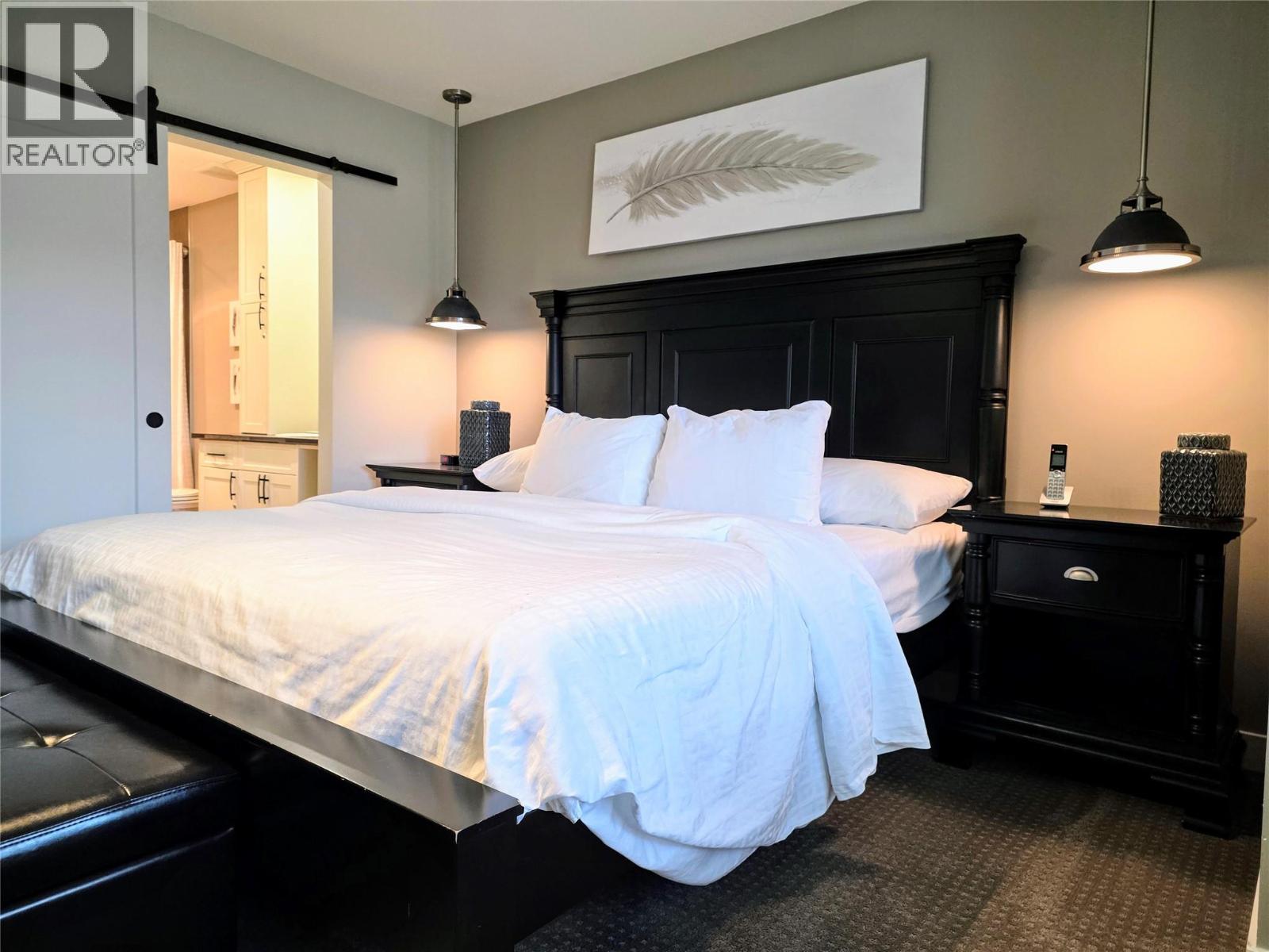 900 Bighorn Boulevard Unit# 919, Radium Hot Springs, British Columbia