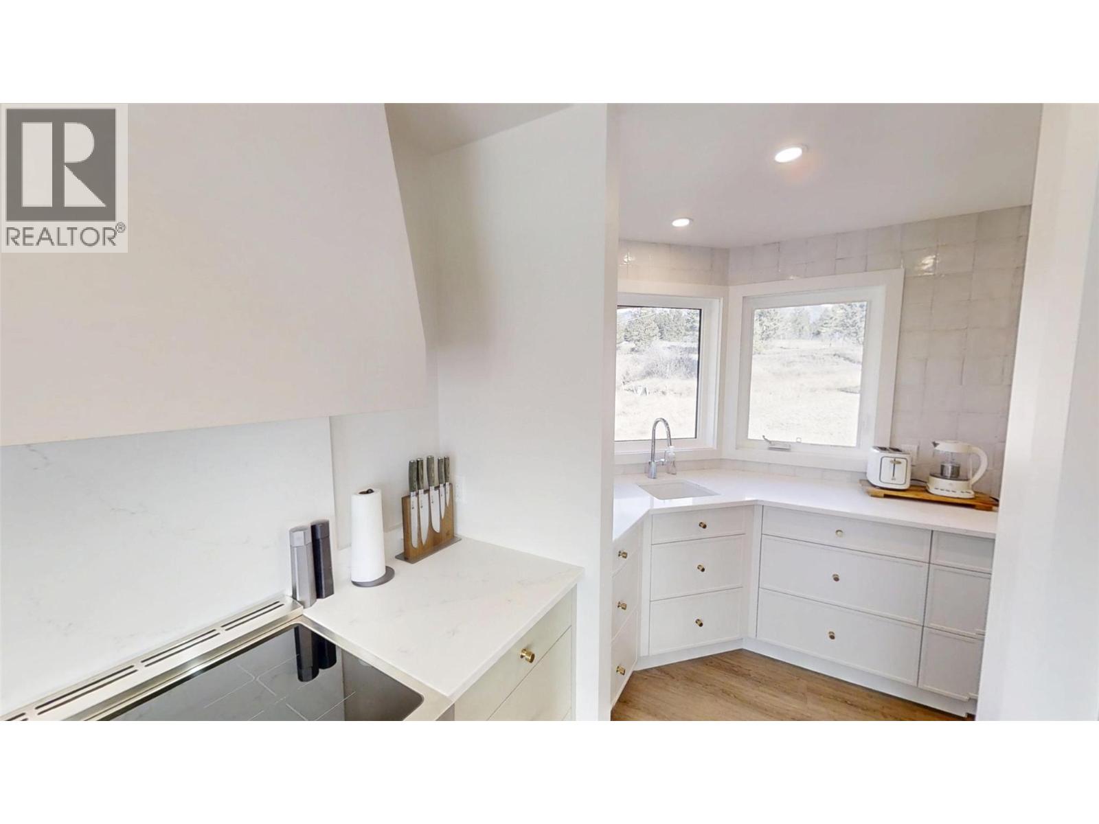 521 Upper Lakeview Road, Invermere, British Columbia  V0A 1K3 - Photo 8 - 10376119