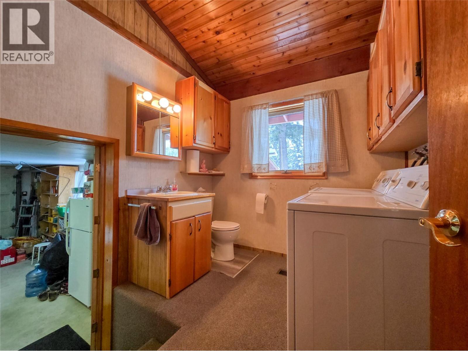 1721 8th Avenue, Invermere, British Columbia  V0A 1K4 - Photo 46 - 10376420