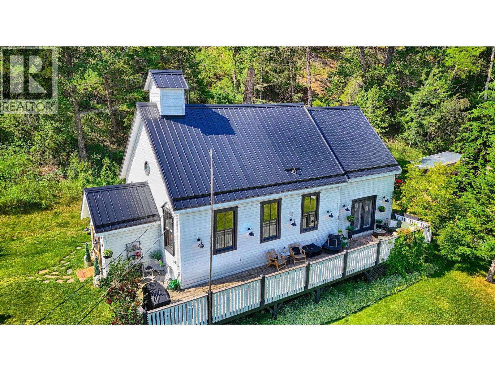 9211 West Avenue, Wilmer, British Columbia  V0A 1K5 - Photo 47 - 10377148