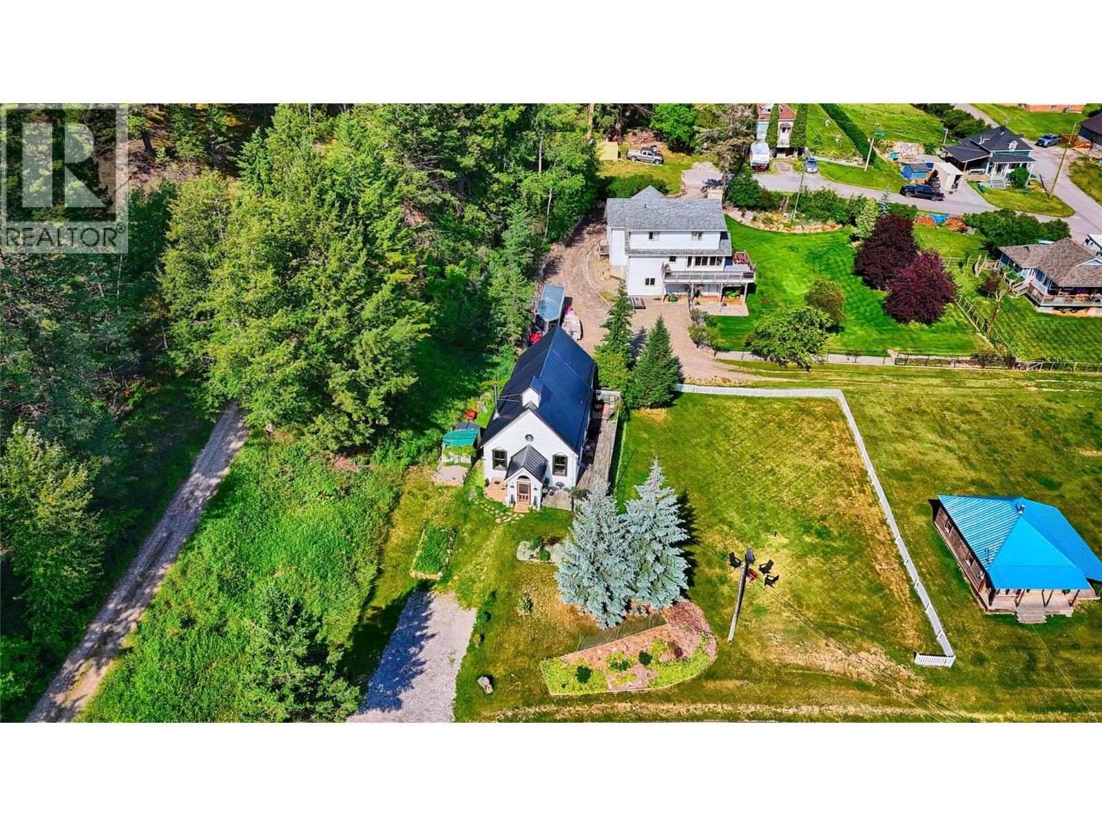 9211 West Avenue, Wilmer, British Columbia  V0A 1K5 - Photo 50 - 10377148