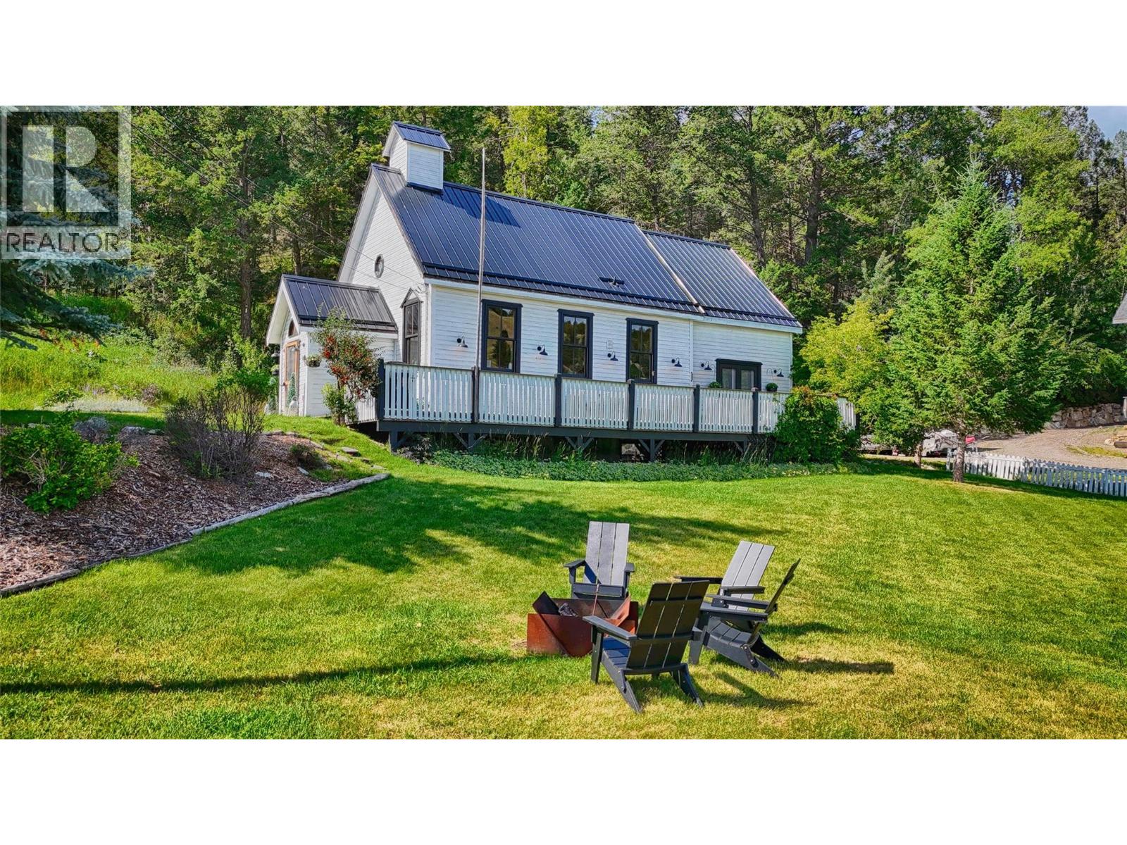 9211 West Avenue, Wilmer, British Columbia  V0A 1K5 - Photo 52 - 10377148