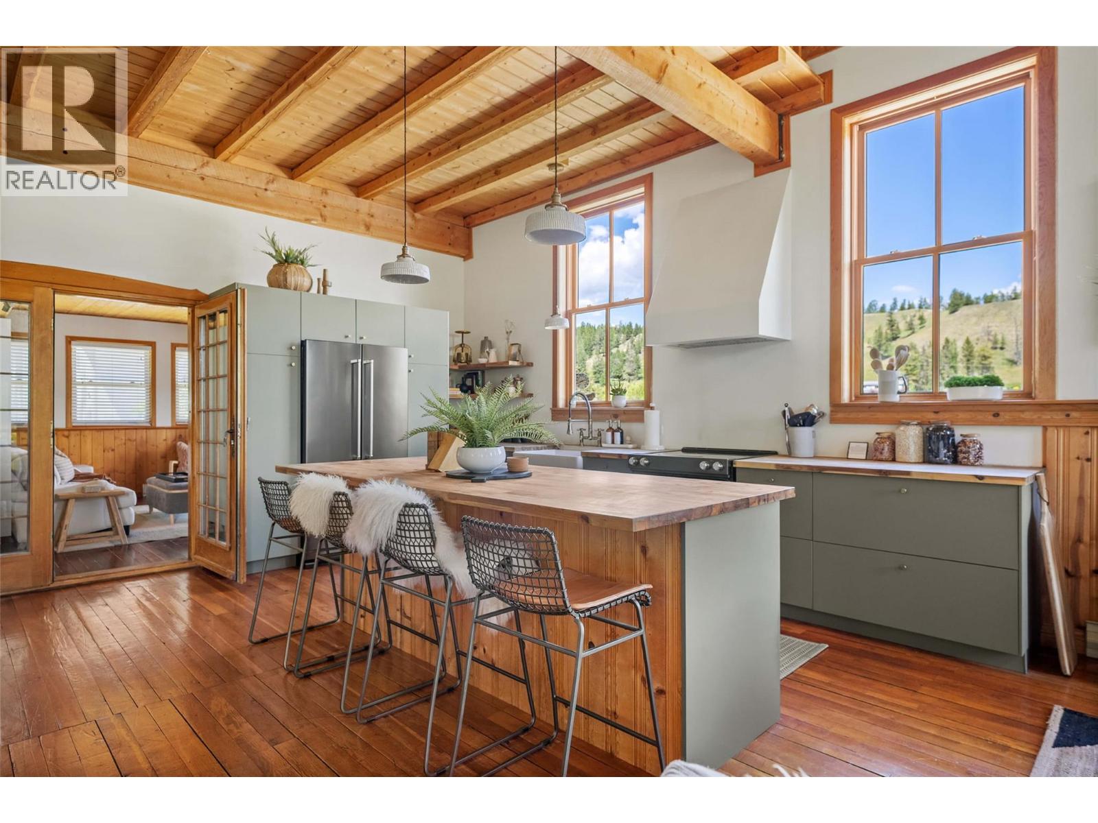 9211 West Avenue, Wilmer, British Columbia  V0A 1K5 - Photo 6 - 10377148