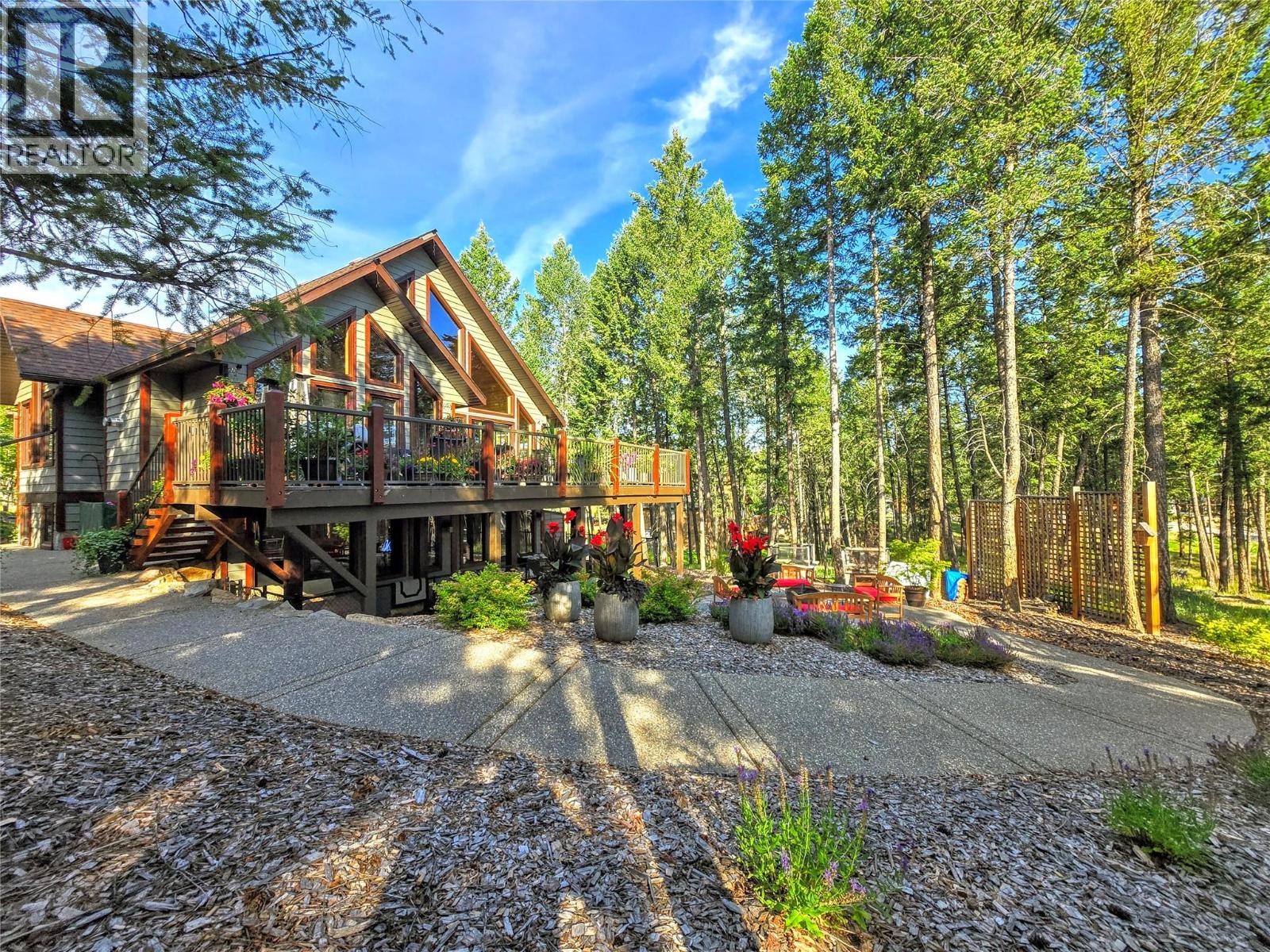 2517 Cobblestone Trail, Invermere, British Columbia