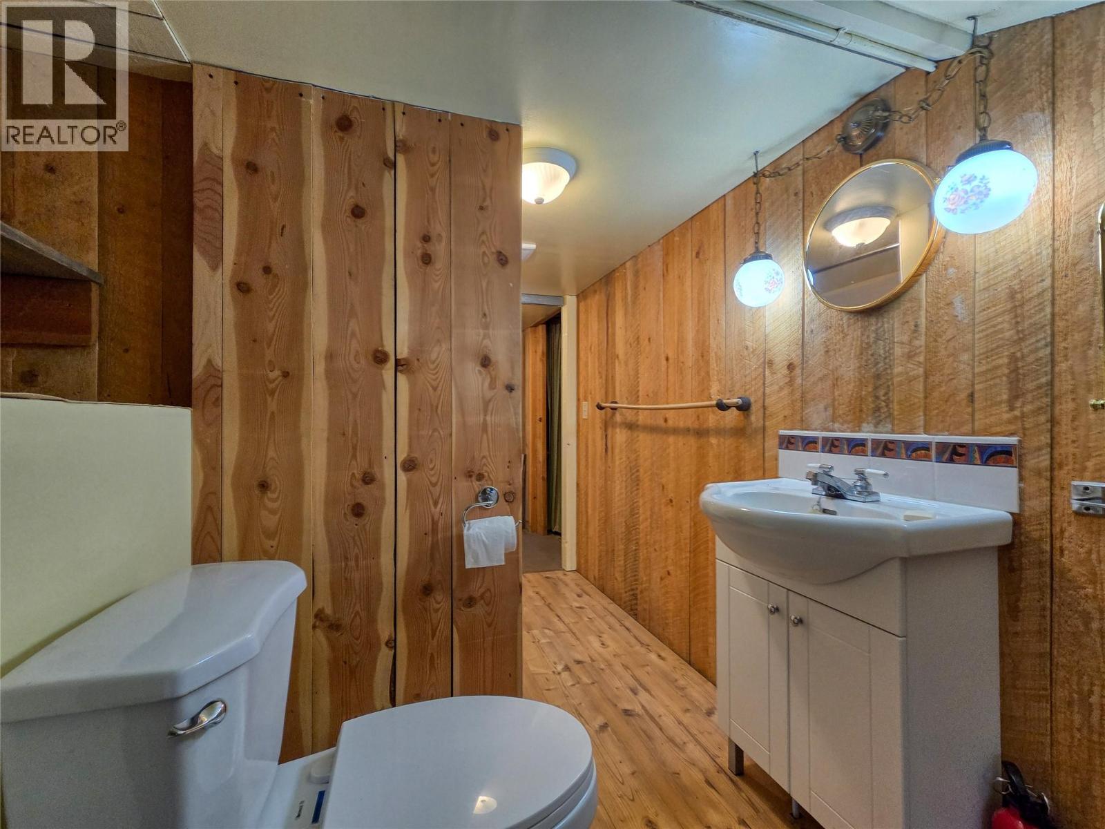 970 95 Highway, Spillimacheen, British Columbia  V0A 1P0 - Photo 27 - 10377892