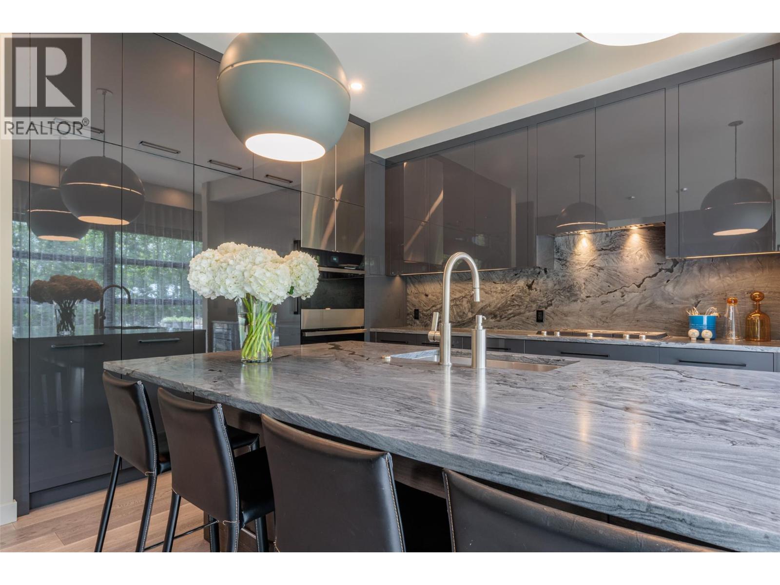 702 7th Street, Golden, British Columbia  V0A 1H0 - Photo 28 - 10378181