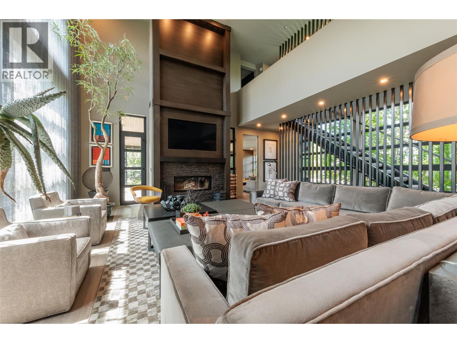 702 7th Street, Golden, British Columbia  V0A 1H0 - Photo 36 - 10378181