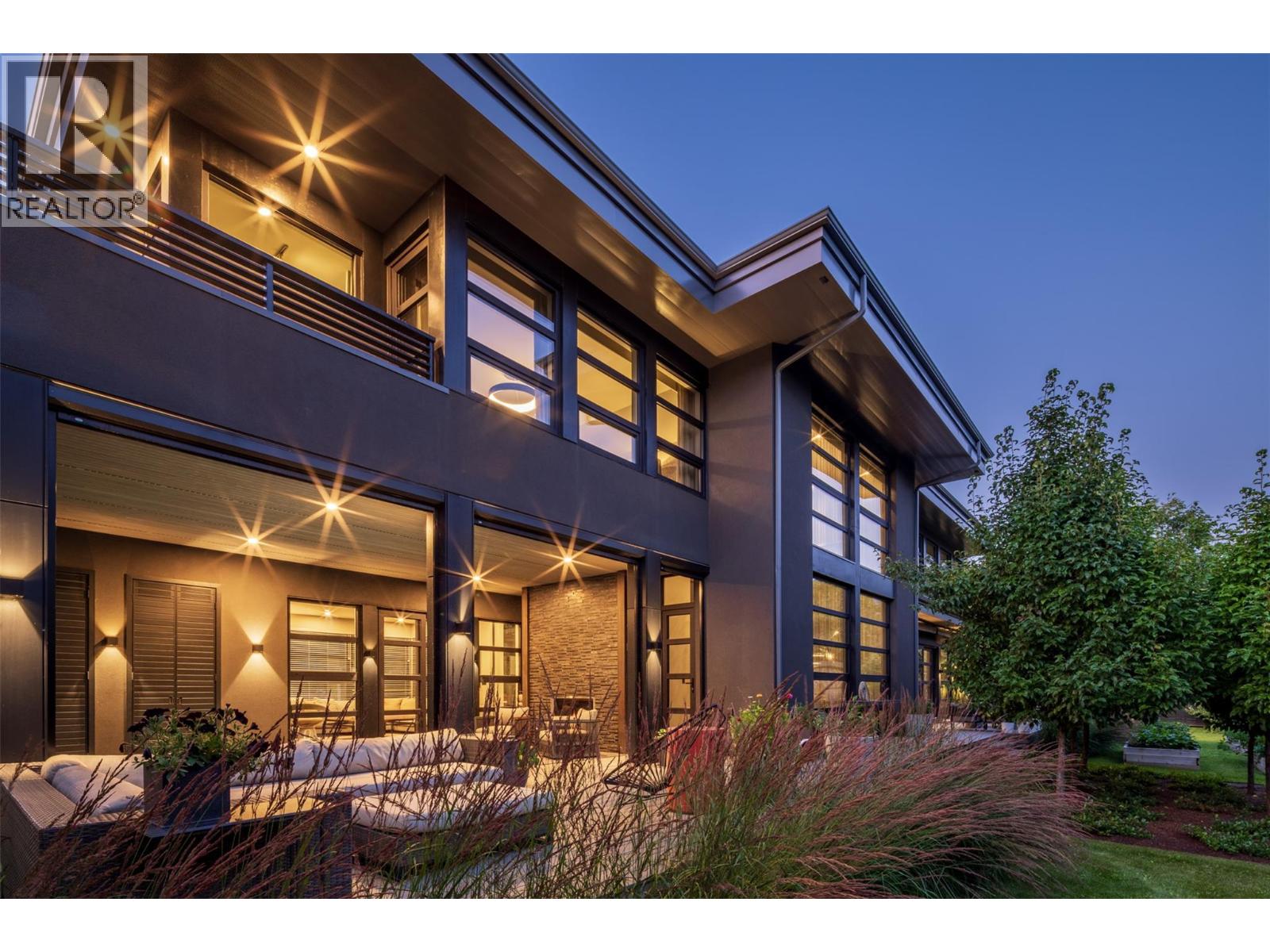 702 7th Street, Golden, British Columbia  V0A 1H0 - Photo 5 - 10378181