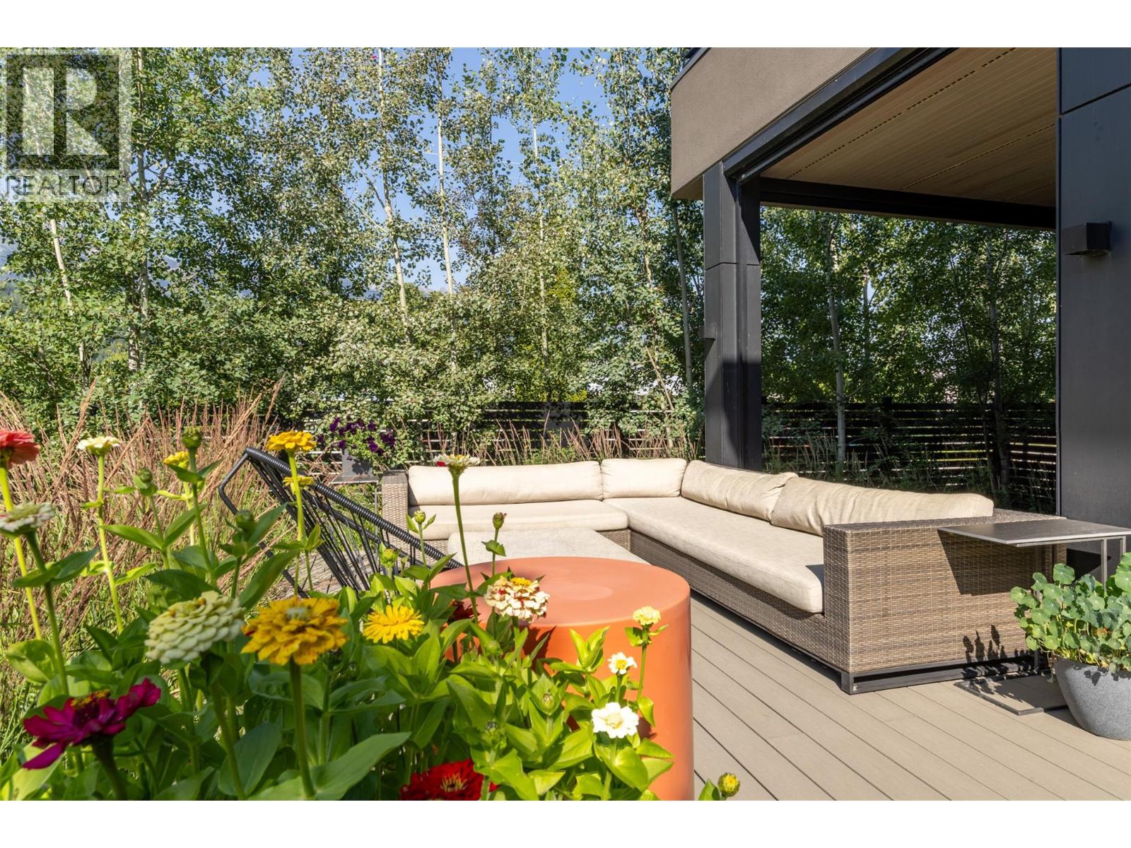 702 7th Street, Golden, British Columbia  V0A 1H0 - Photo 50 - 10378181