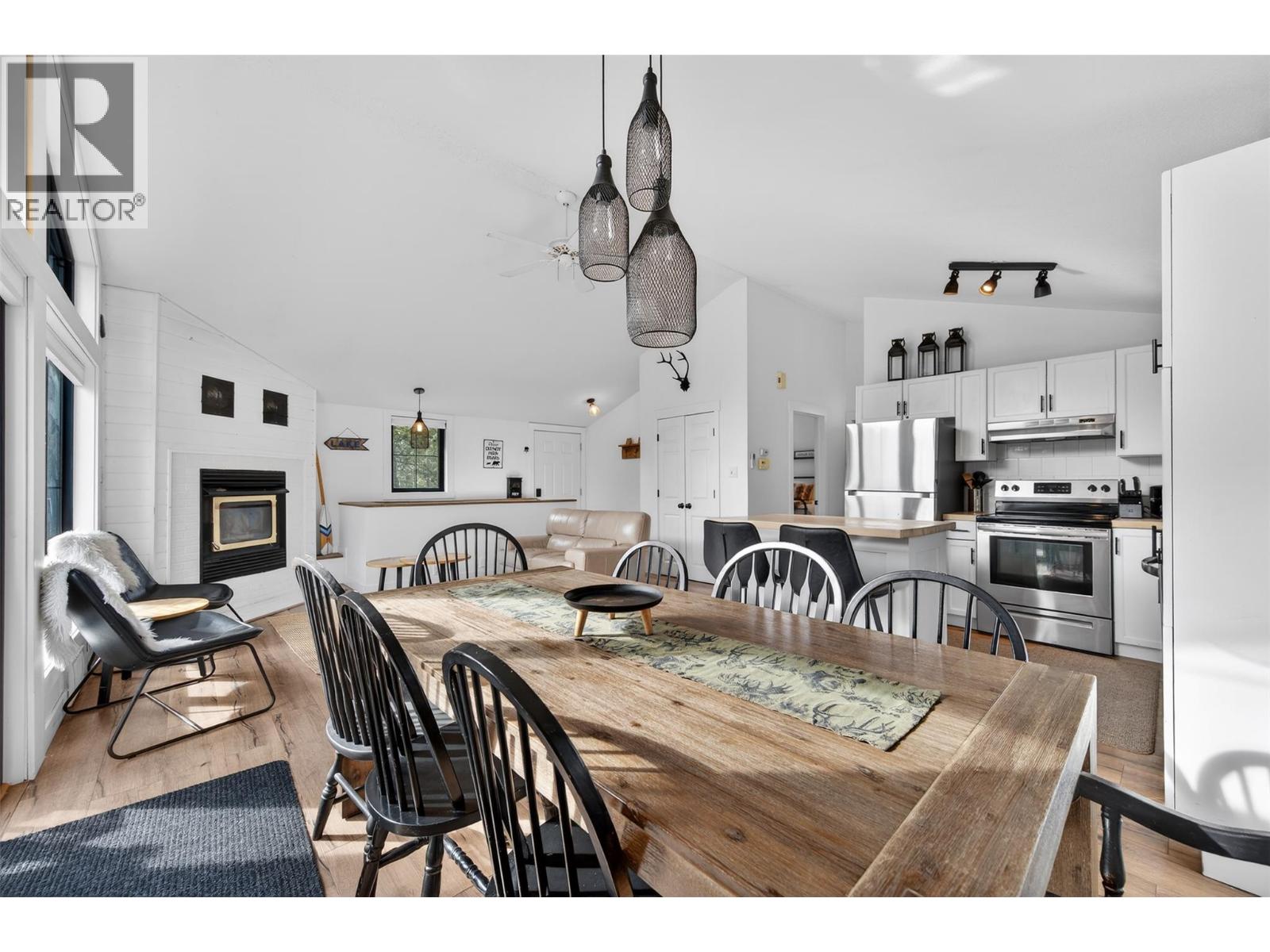 4962 Timberview Place, Windermere, British Columbia  V0A 1K3 - Photo 13 - 10378359