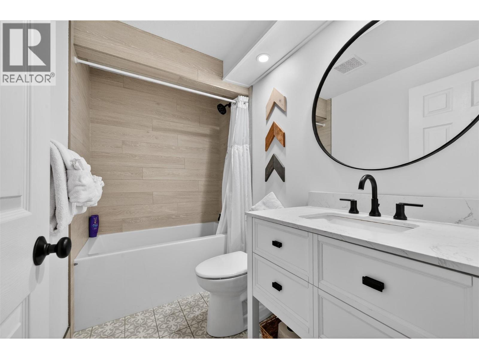 4962 Timberview Place, Windermere, British Columbia  V0A 1K3 - Photo 32 - 10378359