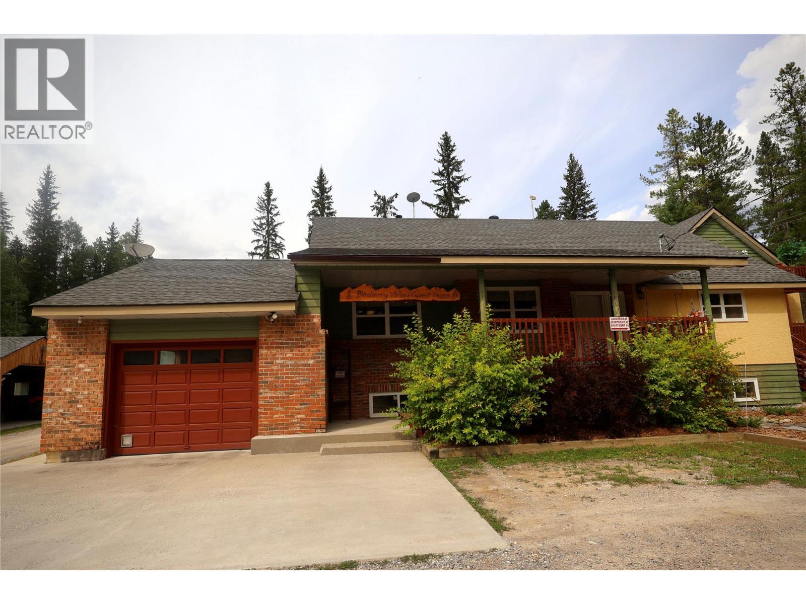 1693 Oberg Johnson Road, Golden, British Columbia  V0A 1H1 - Photo 4 - 10378413