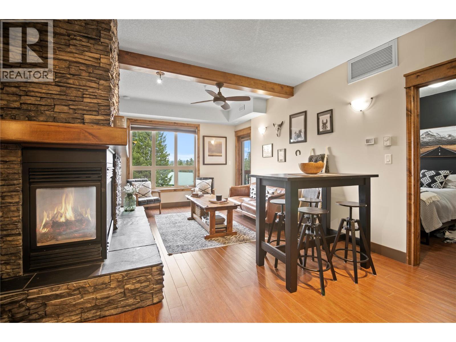 7495 Columbia Avenue Unit# 2206, Radium Hot Springs, British Columbia  V0A 1M0 - Photo 2 - 10378412