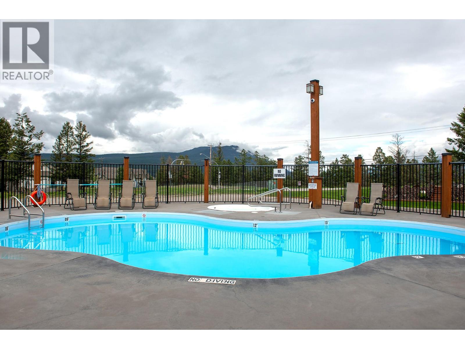 7495 Columbia Avenue Unit# 2206, Radium Hot Springs, British Columbia  V0A 1M0 - Photo 33 - 10378412