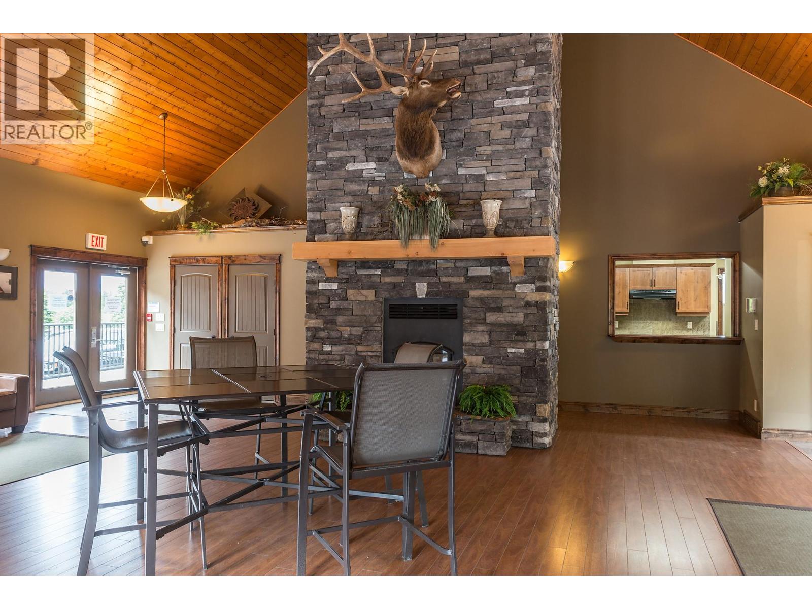 7495 Columbia Avenue Unit# 2206, Radium Hot Springs, British Columbia  V0A 1M0 - Photo 39 - 10378412