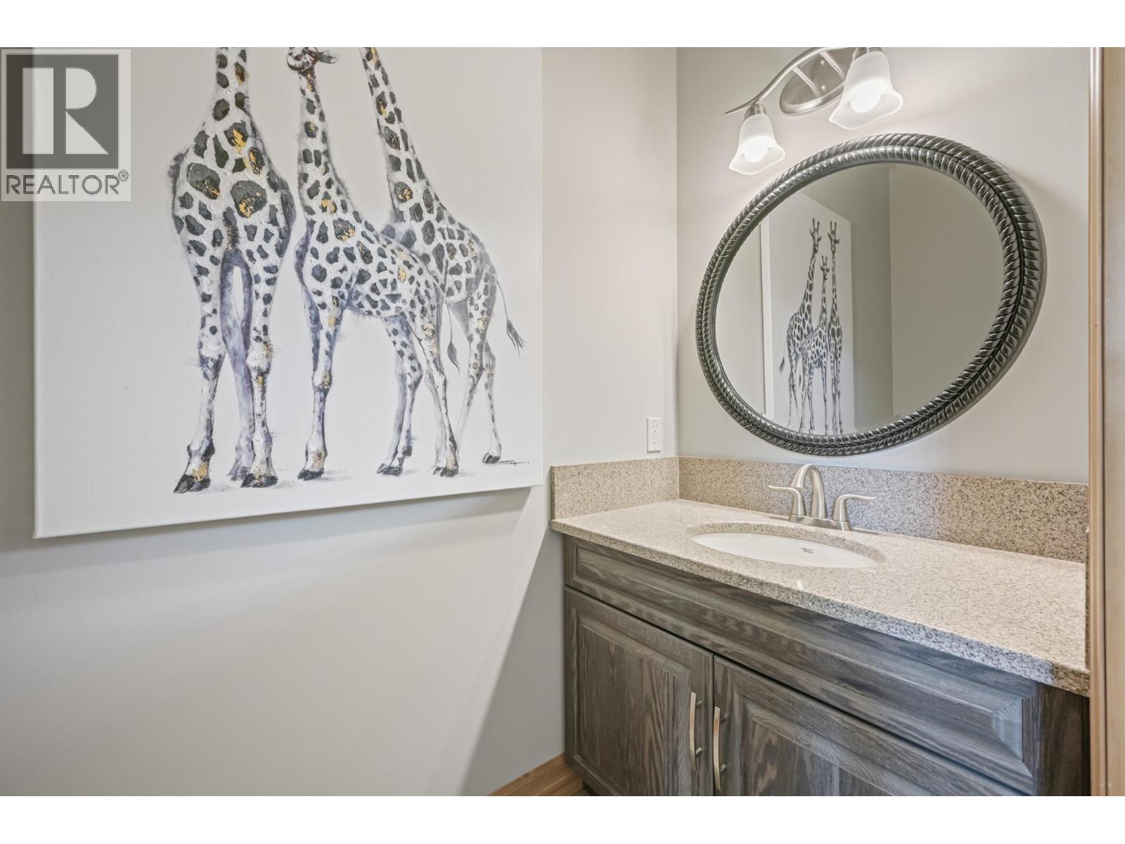 717 Lakeview Drive, Invermere, British Columbia  V0A 1K3 - Photo 32 - 10378376