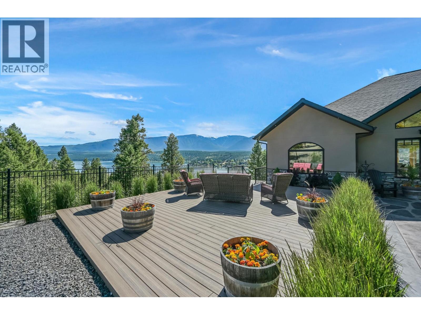 717 Lakeview Drive, Invermere, British Columbia  V0A 1K3 - Photo 51 - 10378376