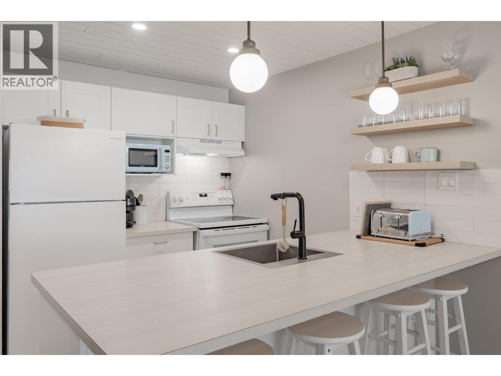 2035 Panorama Drive Unit# 225, Panorama, British Columbia  V0A 1T0 - Photo 21 - 10378576