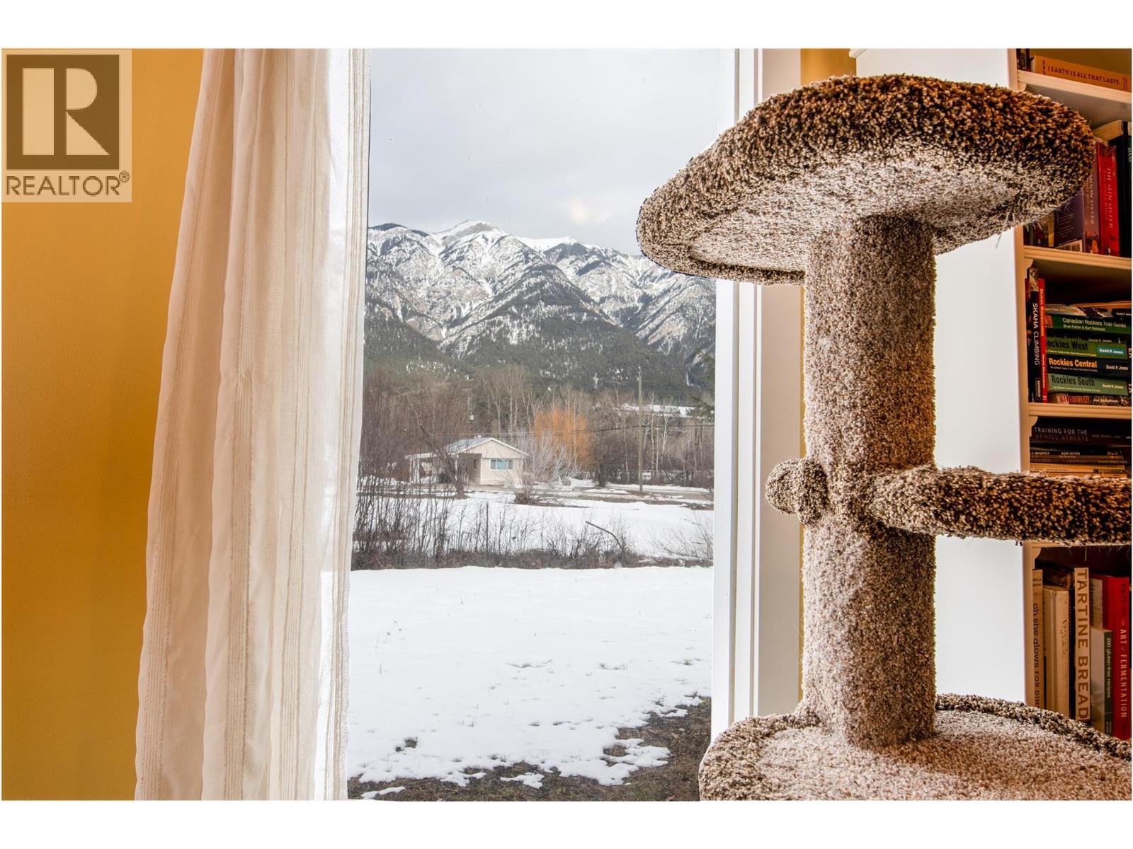 876 Canyon Creek Road, Golden, British Columbia  V0A 1H2 - Photo 10 - 10378805