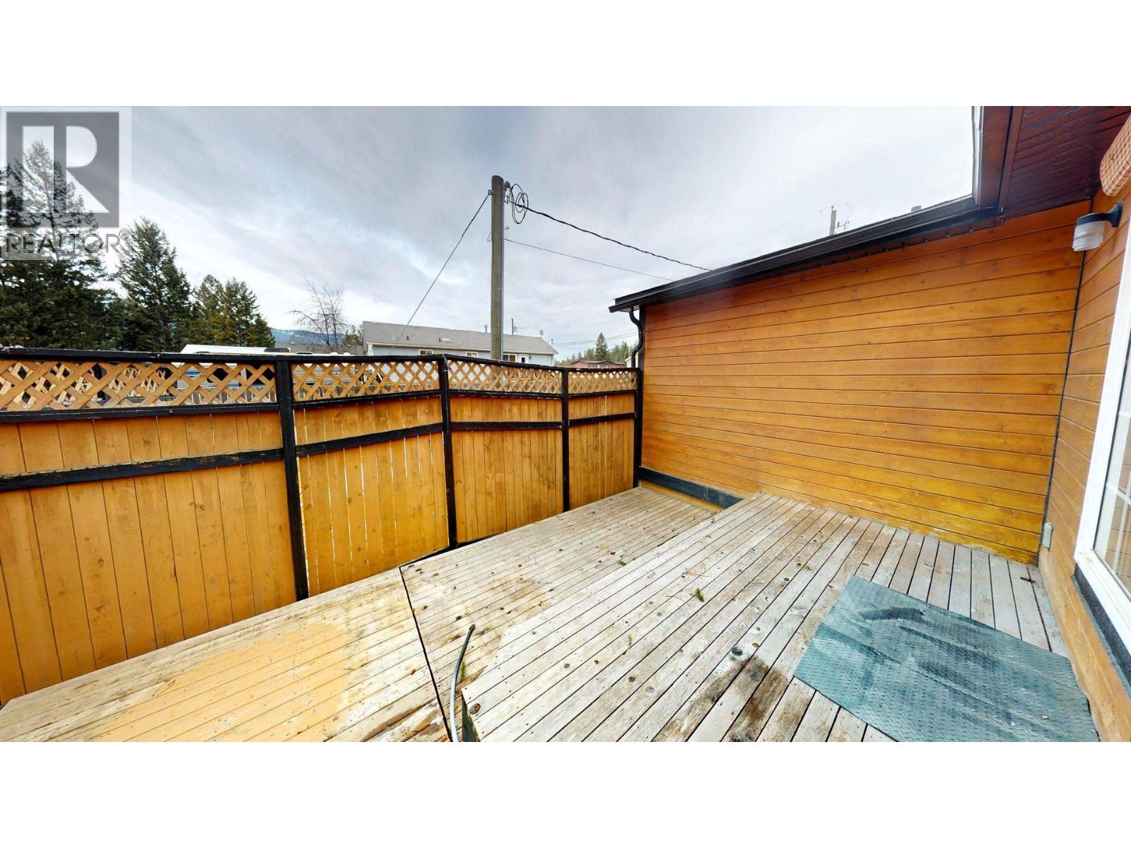 4826 Purcell Avenue, Edgewater, British Columbia  V0A 1E0 - Photo 13 - 10378631