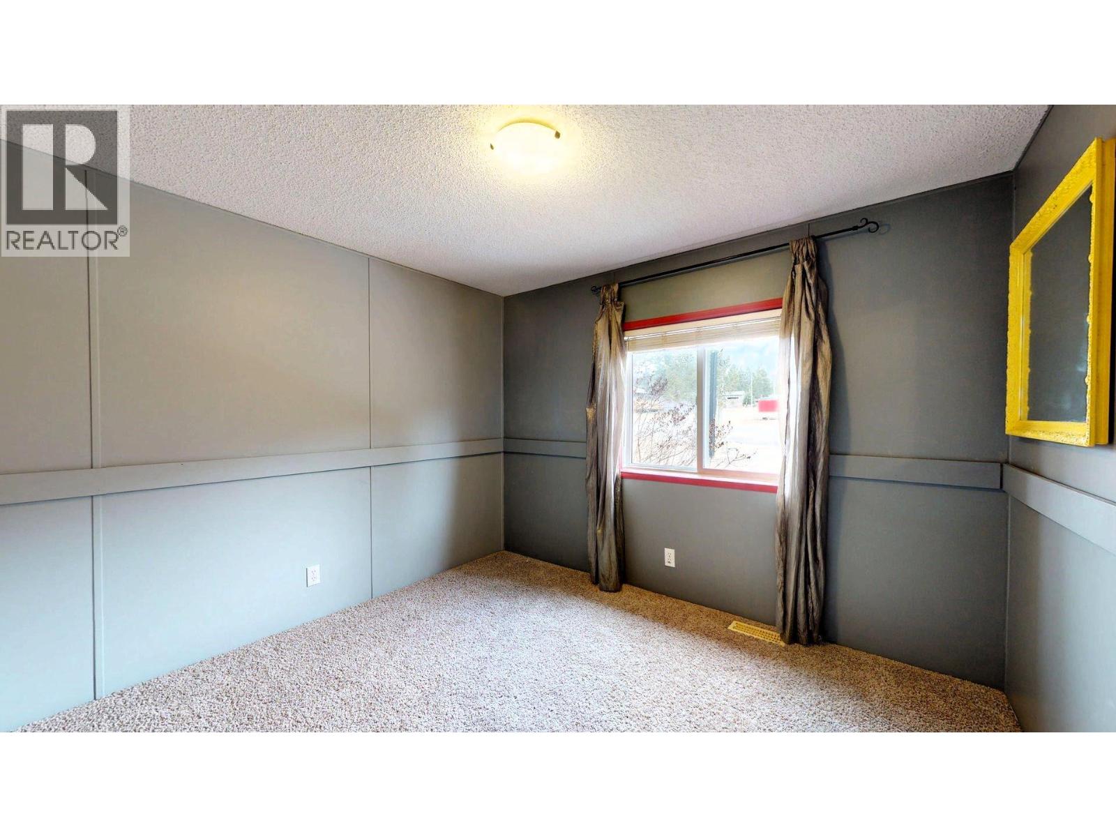 4826 Purcell Avenue, Edgewater, British Columbia  V0A 1E0 - Photo 41 - 10378631