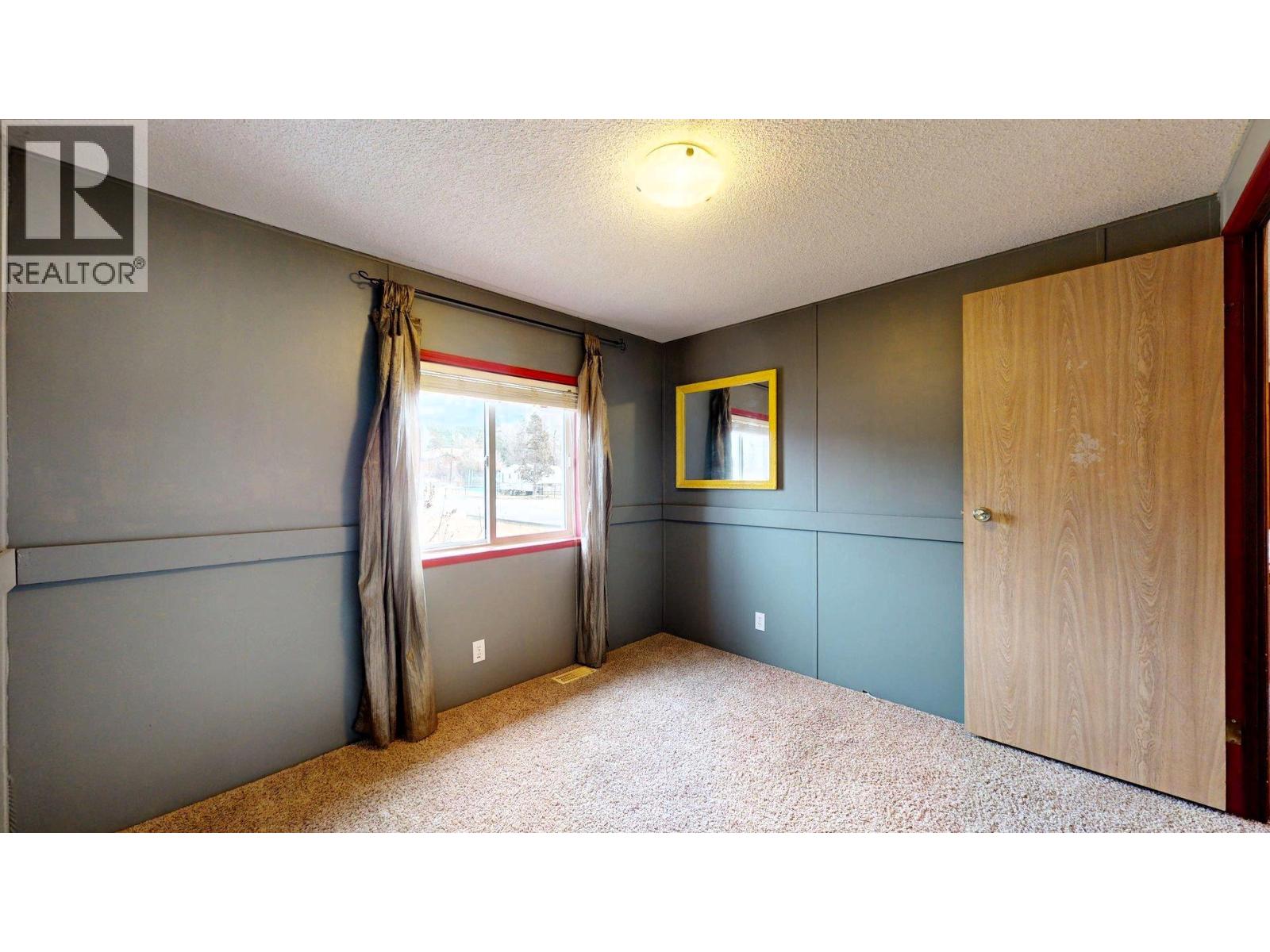 4826 Purcell Avenue, Edgewater, British Columbia  V0A 1E0 - Photo 43 - 10378631